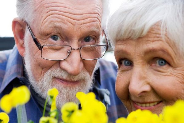 Abuelos felices